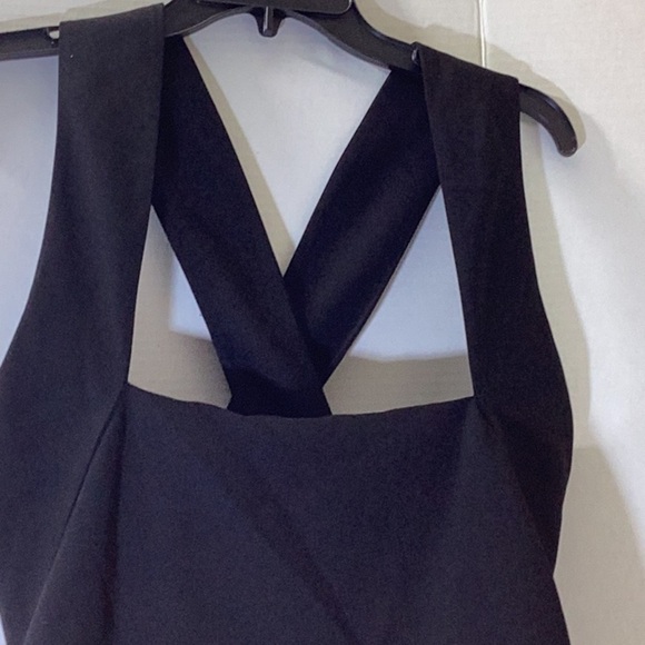 ANDIE STRETCH CREPE DRESS
$345.00.           A - Picture 6 of 13